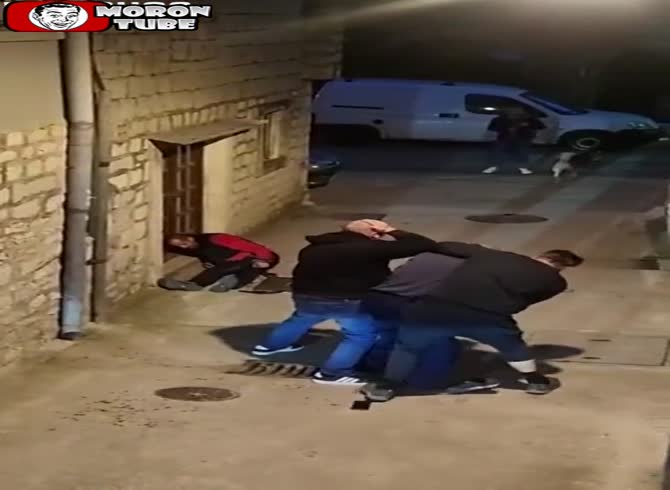 Video :After a parking disagreement, one person was shot, while another was hit in the head by an axis